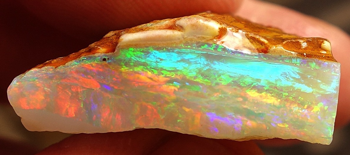 A close view of rough Coober Pedy opal